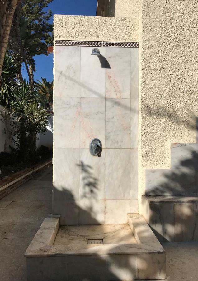 Marbella Villa On The Beach Exterior photo